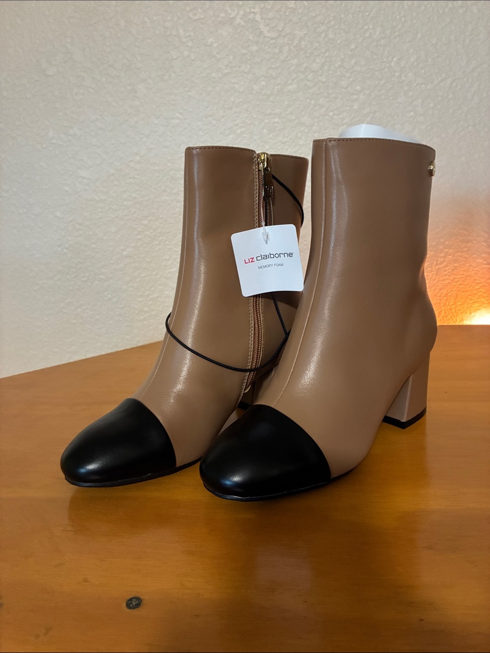 Brand new!!! Liz Two-Tone Ankle Boots NWT